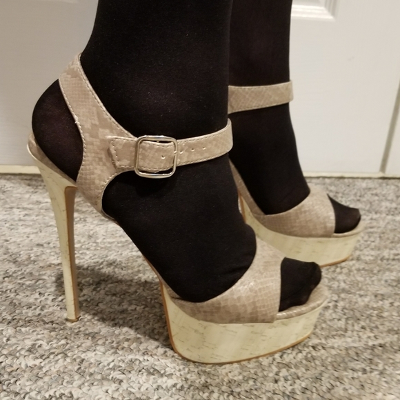 6.5 Inch Platform Heels From Madison - Picture 1 of 4